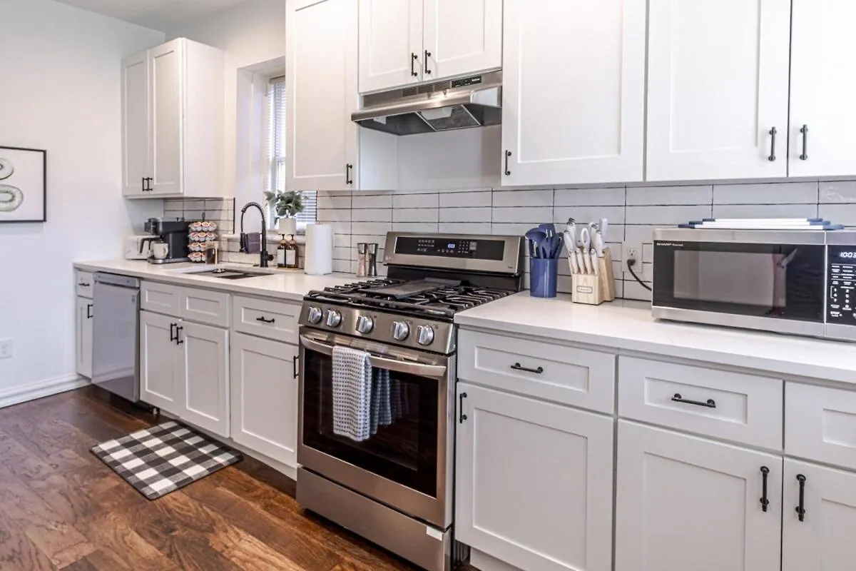 Holiday home Ann Avenue Modern 3Br Home, Near Downtown With Free Parking Saint Louis